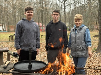 Активний вихідний у Білогрудівському лісі