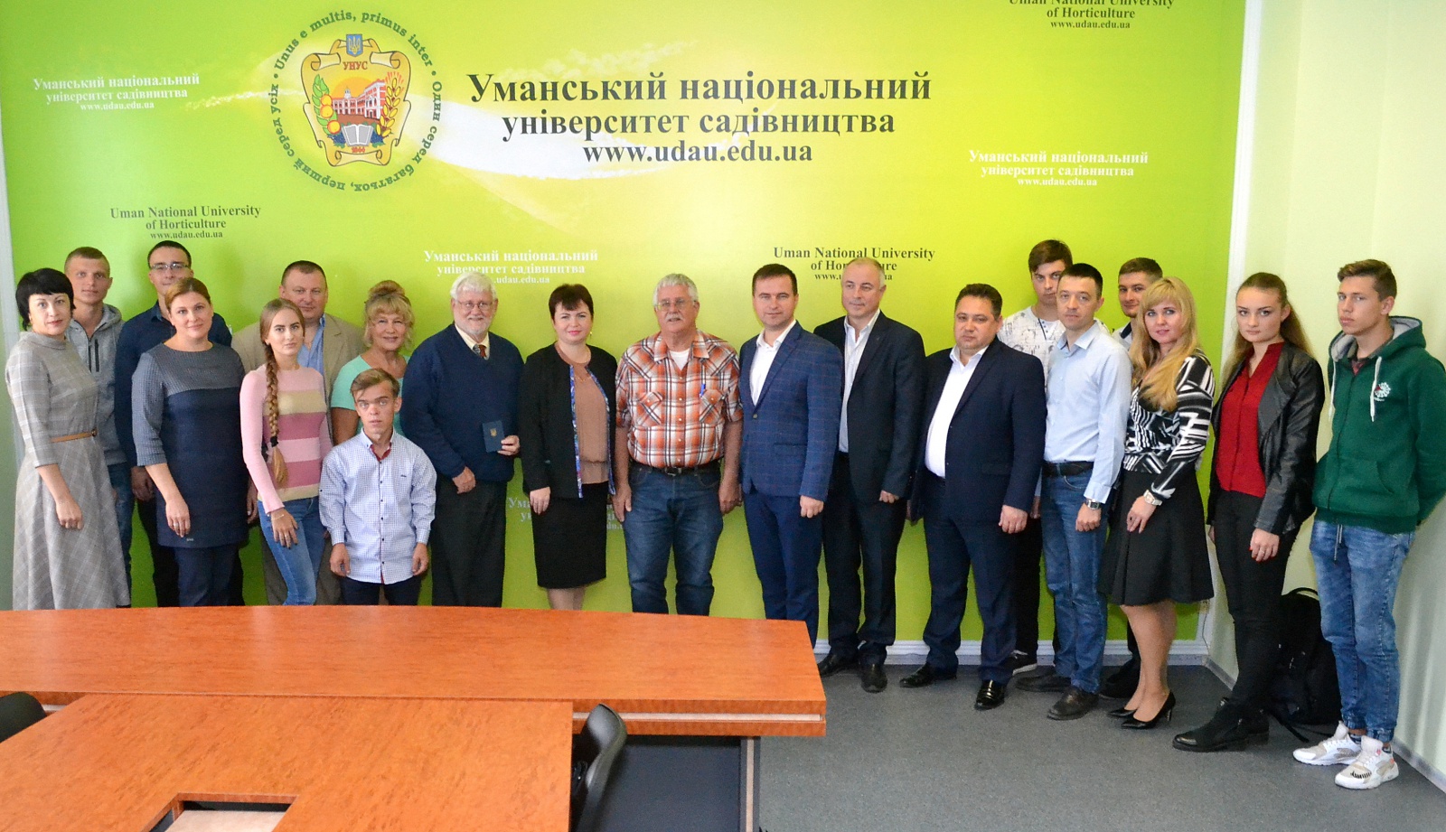 ЗУСТРІЧ ЗІ СТЕНОМ ФОРБСОМ ЗАСНОВНИКОМ ІМЕННОГО СТИПЕНДІАЛЬНОГО ФОНДУ