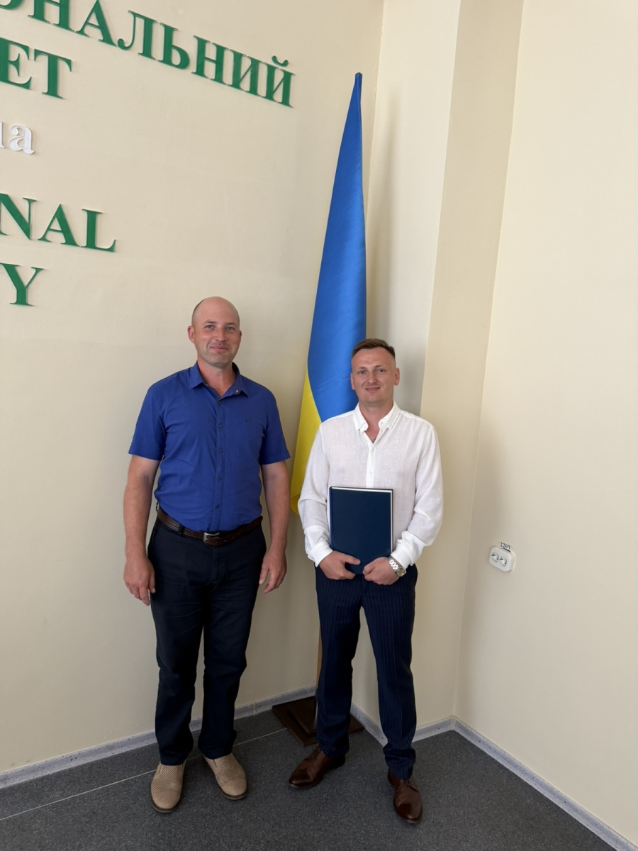 Вітаємо нашого колегу з присудженням ступеня доктора філософії!
